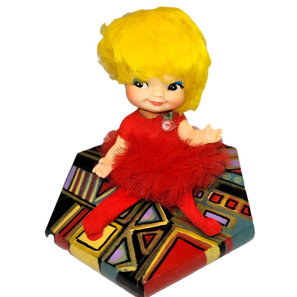 1969 Vintage Remco Betty Ballerina Finger Ding Puppet Doll